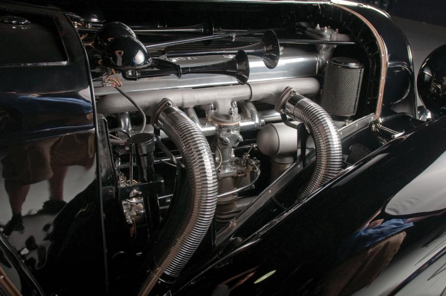  Mercedes-Benz 540K Special Cabriolet 1936 года  (фото 10 из 23)